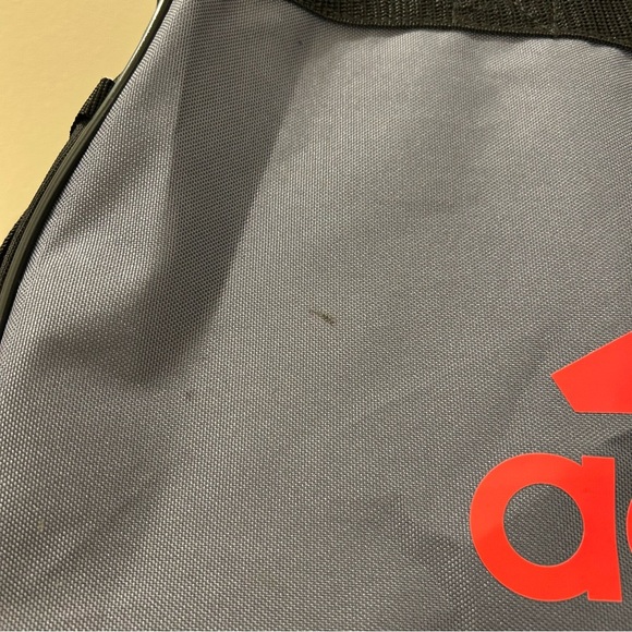 Adidas NWOT Diablo Small Duffel Bag Gray Red Logo 
 Gym Sports Travel Sports - Picture 2 of 8